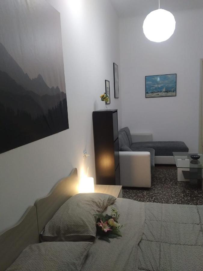 Wow Home - 175 Mq - Posteggio Privato - Davanti Porto Traghetti - Fino A 10 Posti Letto ジェノヴァ エクステリア 写真