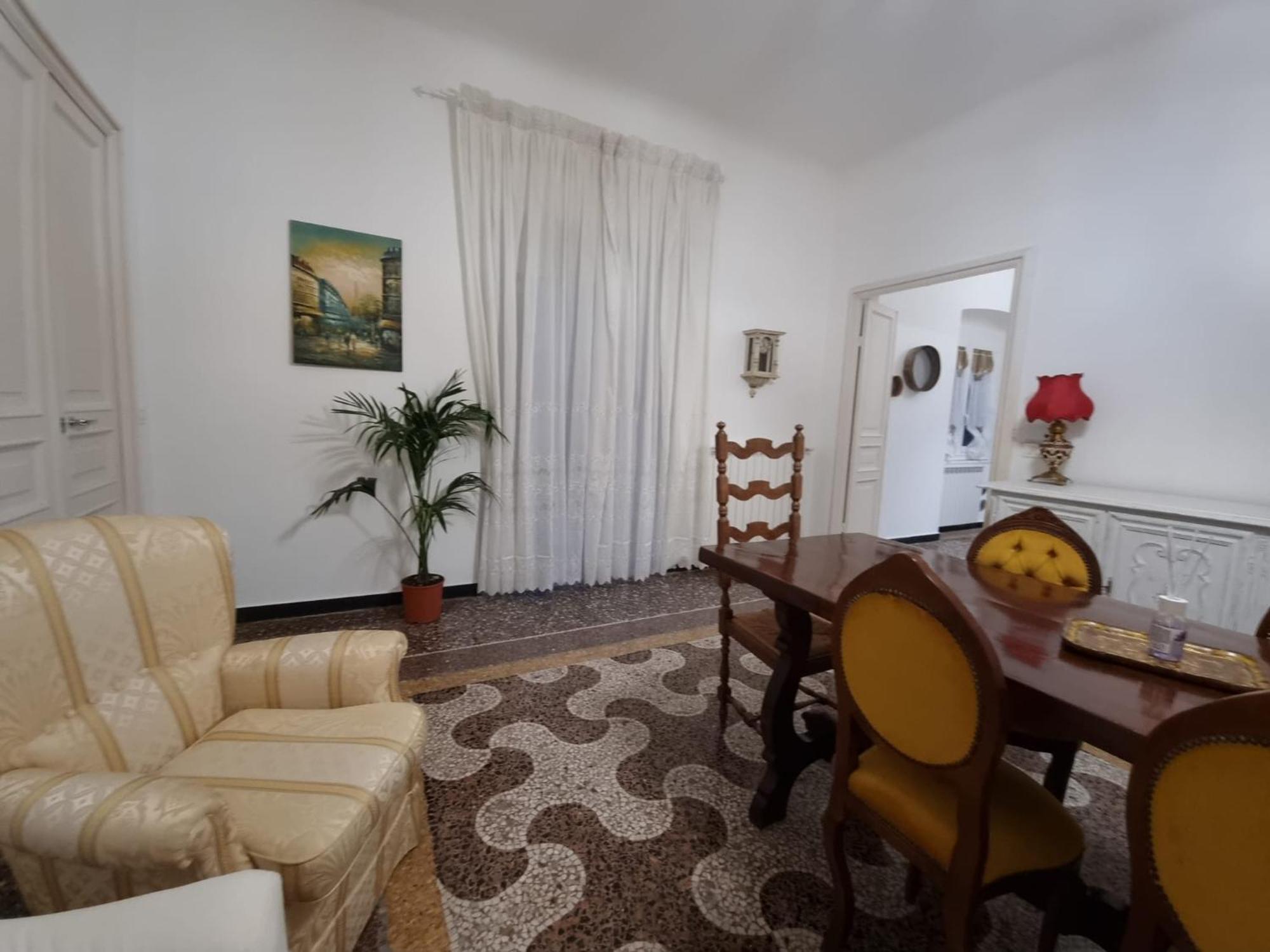 Wow Home - 175 Mq - Posteggio Privato - Davanti Porto Traghetti - Fino A 10 Posti Letto ジェノヴァ エクステリア 写真